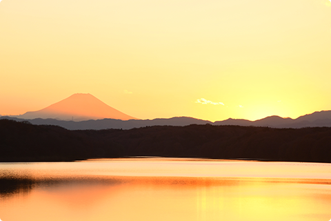 狭山湖の夕焼けの写真